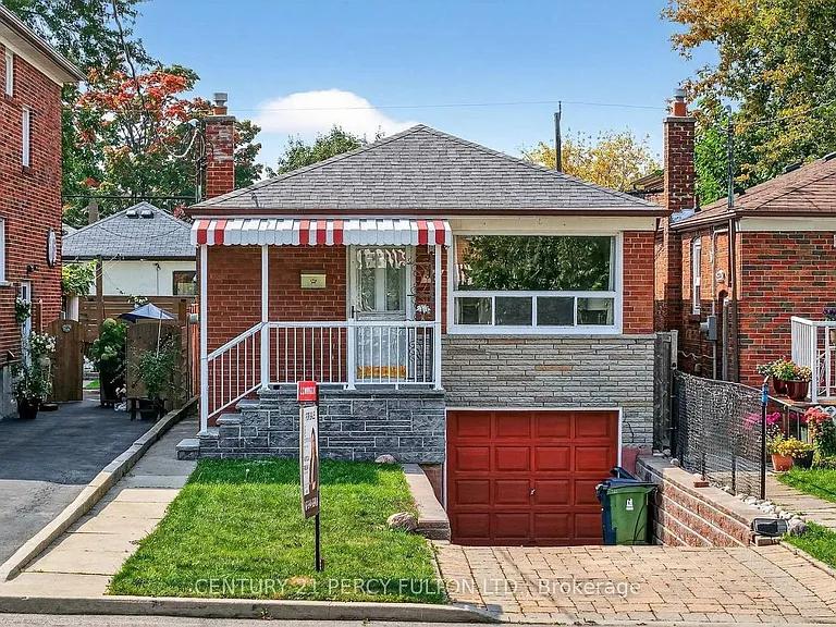 Renovated 3+1 Bedroom Brick Bungalow with Separate Basement Suite on Quiet Family-Friendly Street - Image 14
