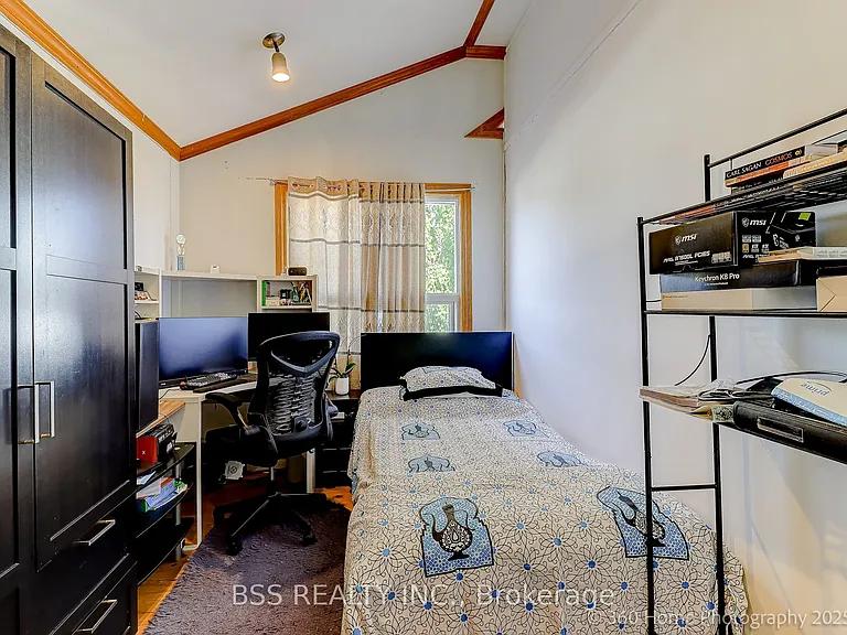 Elegant Custom-Built Home - Image 3